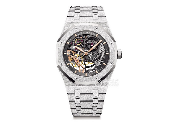 Супер-клон часов Audemars Piguet Royal Oak 15407BC.GG.1224BC.01 в продаже