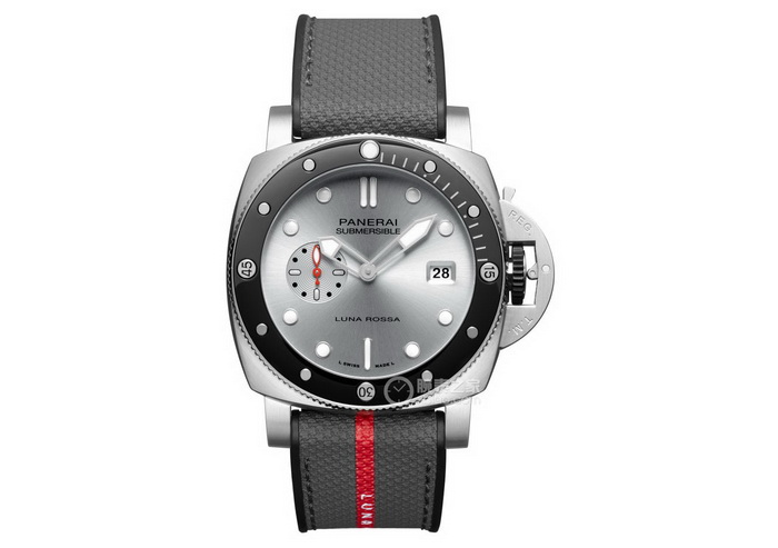 Продажа 1:1 реплики часов VS Factory Panerai Submersible PAM01681
